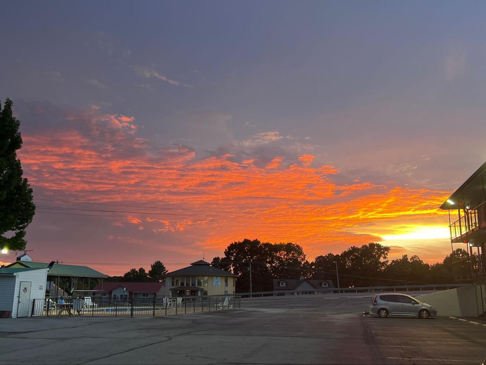Crestview Inn ブランソン・ウェスト エクステリア 写真